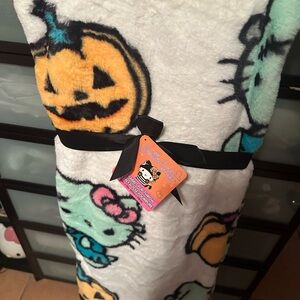 Hello kitty Halloween blanket